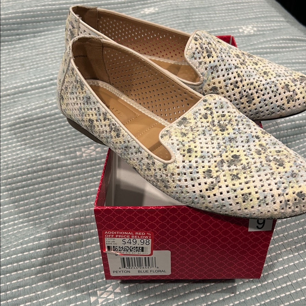Kelly & Katie Blue Floral Perforated Loafers